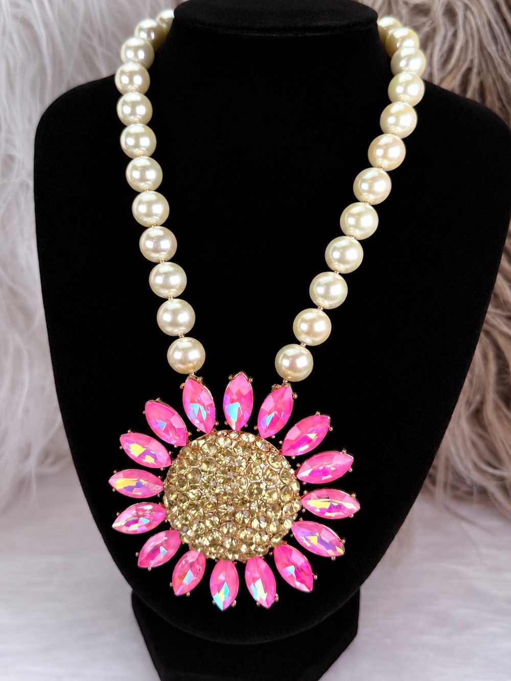 Betsey Johnson Pink Flower Pearl Look Statement Necklace Gold Tone